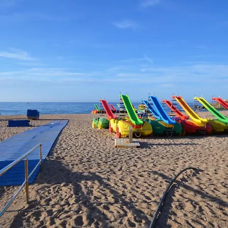 Sant Trop 5 Pax Lloret de Mar