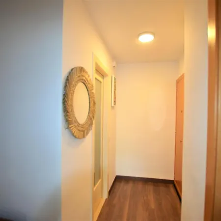 Sant Trop 5 Pax Apartament *